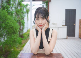 楠エリサ