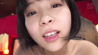 CAWD-389 [中文字幕]来自小恶魔纳兹的ASMR自慰支持，她会用污言秽语和舔舐引导你达到前所未有的高潮 #日向なつ #日向夏