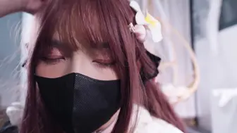 【丝米】《圈养调教男娘小叶4》小叶明白马上将要被卖掉，跪在主人身边主动请求责罚，[X_X]玩弄一会，吊绑+开腿器+棒棒固定器